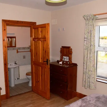 Creevy Cottages *